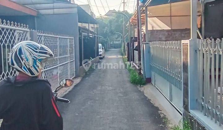 Rumah Tengah Kota Dekat Pusat Perbelanjaan  2