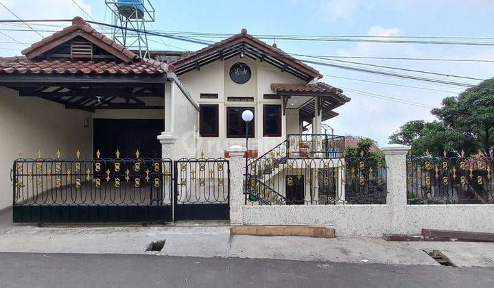 Rumah Villa Lembang Dekat Istana Bunga Kaktus 2