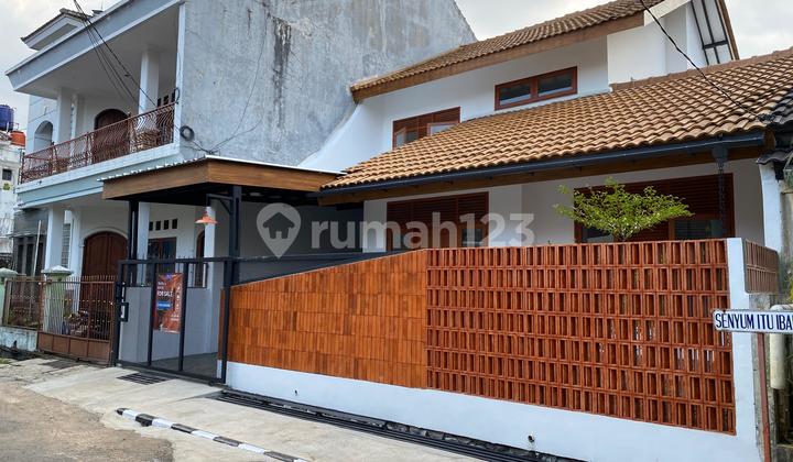 Rumah Tropis Baru Renovasi Arcamanik Dekat Perkantoran