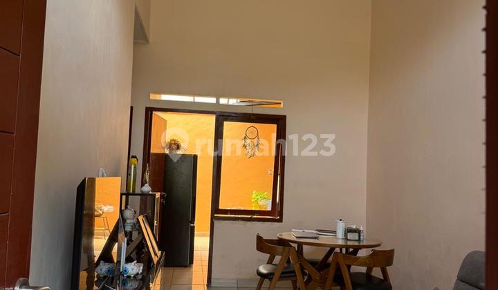 Strategic New Renovated House Near Office Area 2