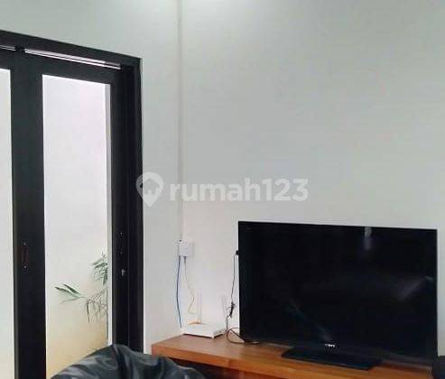 Rumah 2 Lantai Furnished Cigadung Dekat Perkantoran  2