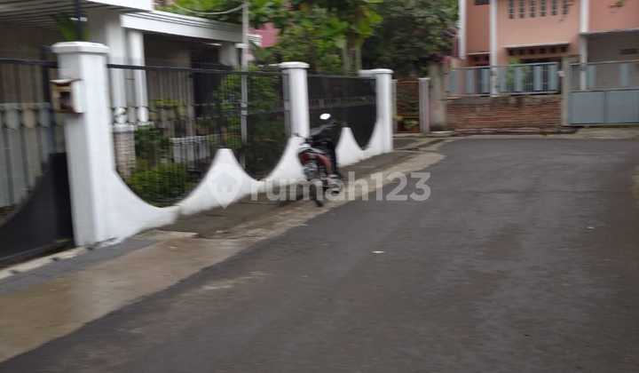 Rumah 2 Lantai Cikutra Baru Dekat Perkantoran Rumah 2 Lantai Cikutra Baru Dekat Perkantoran