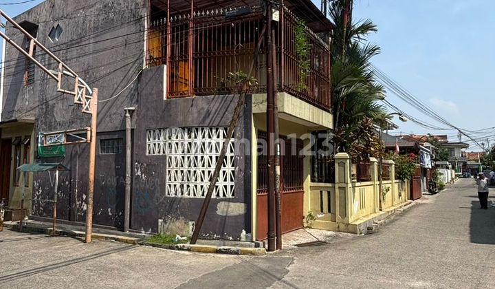 Rumah Hook Sayap Supratman Dekat Perkantoran Rumah Hook Sayap Supratman Dekat Perkantoran