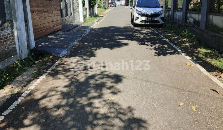 Bonus Land with Building in Arcamanik Near Offices