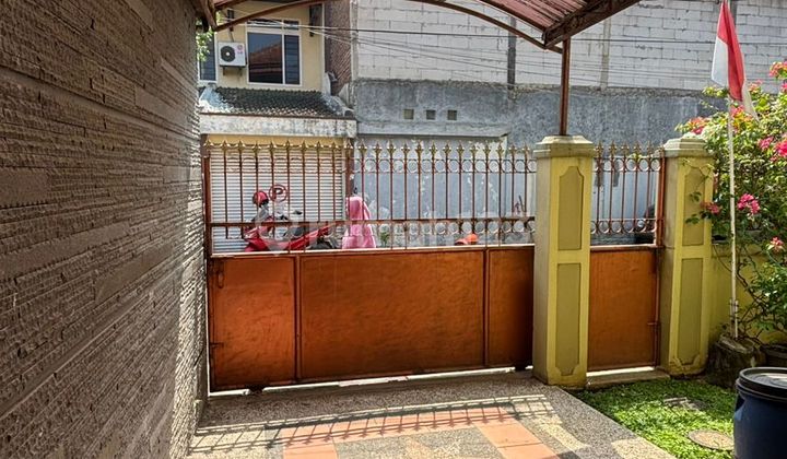 Rumah Hook Sayap Supratman Dekat Perkantoran 2