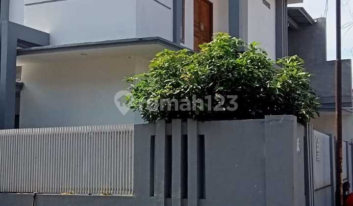 Rumah Mewah 2 Lantai Cijawura Dekat Perkantoran Dan Pendidikan