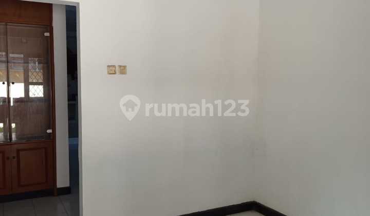 Rumah Komplek Antapani Dekat Perkantoran 2