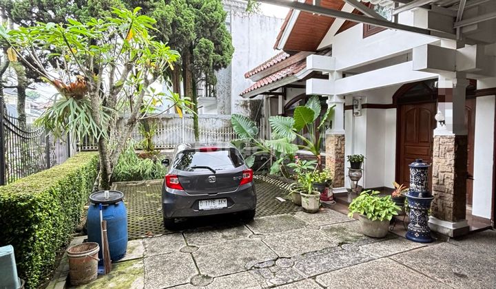 Rumah Mewah Sayap Dago Dekat Perkantoran  2