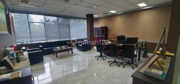 Dijual Gedung Kantor 4lt di Keb.baru Jaksel Super Strategis Shgb 1