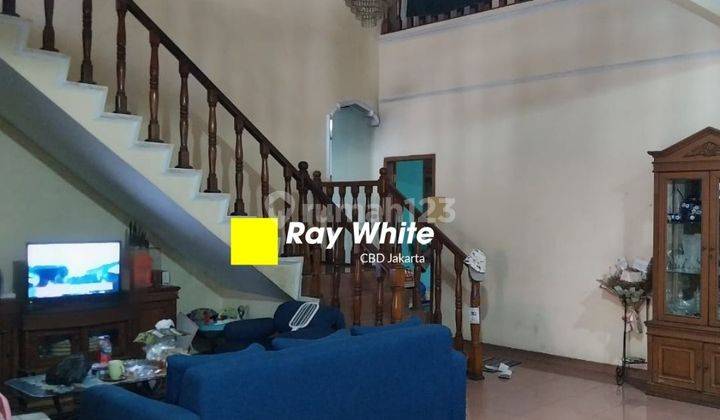 Rumah di Pejaten Kondisi Bangunan Kokoh dan Jalan 2 Mobil 2