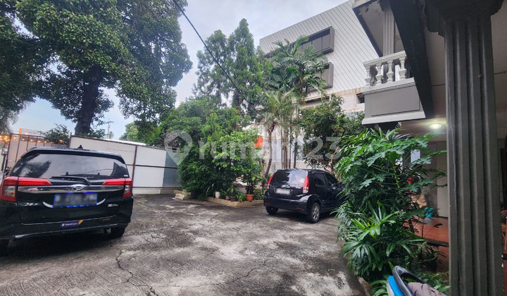 Dijual Murah Rumah Tua Komersil Jakarta barat 2