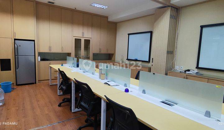 Disewakan Kantor APL Tower 123m2 Furnished Siap Pakai