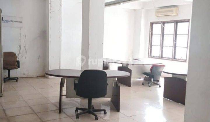 Gedung Tua Kantor S Parman Murah Jakarta Barat