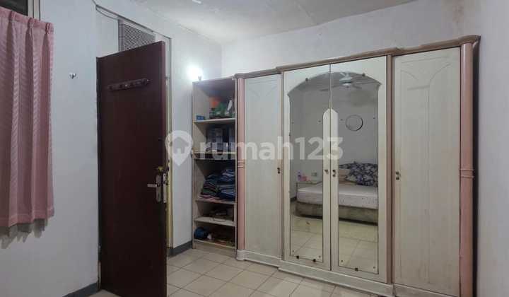 Rumah Jelambar Dalam Komplek Lt 129M2 Jual Cepat