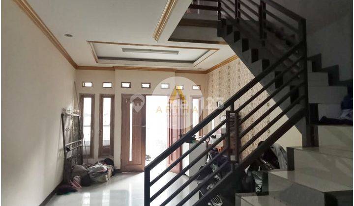 Jual rumah 3 lantai di Cihanjuang Bagus siap huni 7