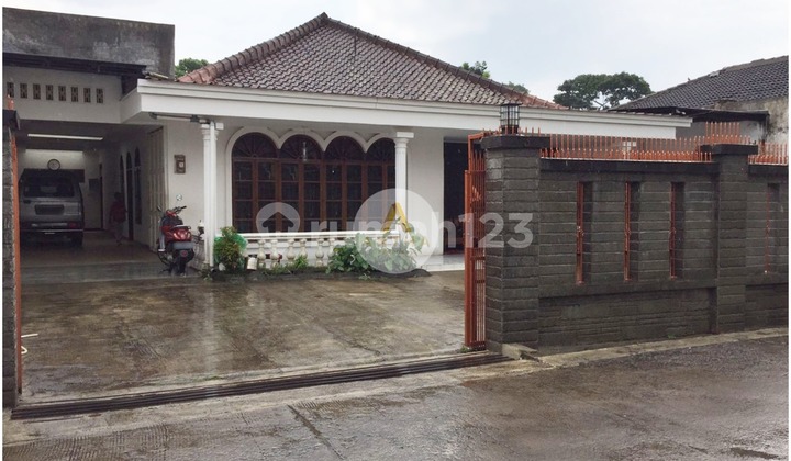 Jual Rumah Strategis harga dibawah NJOP di Cimahi Bandung