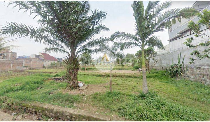 Dijual Tanah Lokasi Strategis di Cihanjuang 1