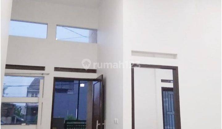 Rumah Minimalis di Terusan Logam Buah batu Siap Huni  2