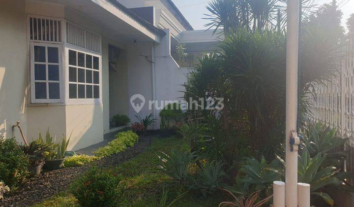 Dijual Rumah Lama, Terawat Rapi Dan Siap Huni 1