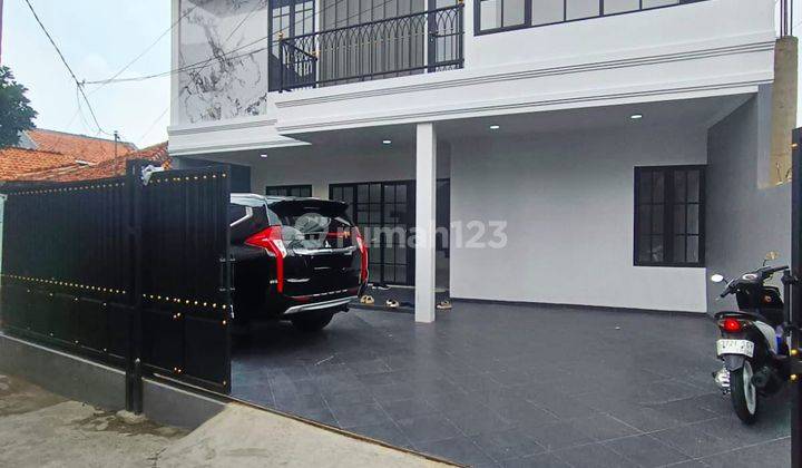 Rumah Brandnew di Gandaria Selatan, Siap Huni 1