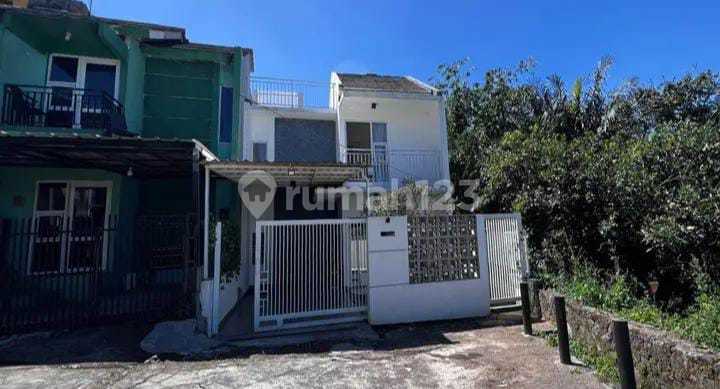 For Sale: Comfortable 2-Story Move-In Ready House, Best View in Mega Regency Complex - Cikadut Mandalajati, Bandung City 2