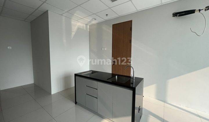 Ruang Kantor Siap Pakai di Headquarters Asia Afrika Bandung 2