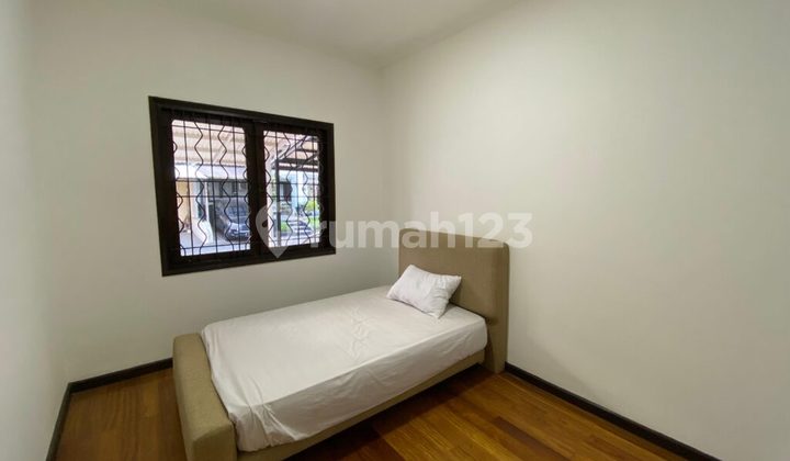 Rumah di Kota Baru Parahyangan Bandung, Bandung 2