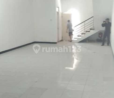 Di Sewakan Ruko Terusan Cibaduyut 