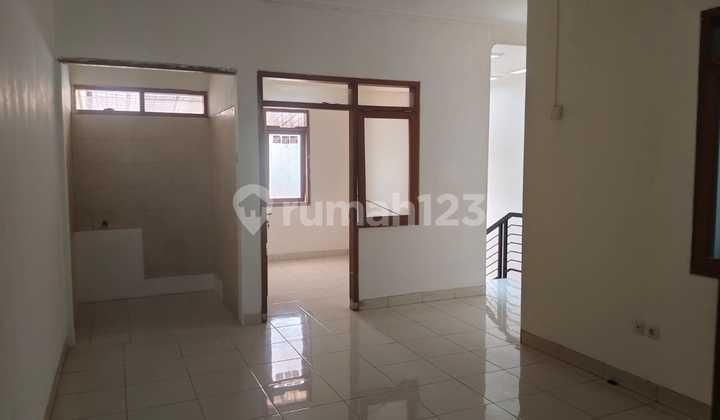 Disewakan / Dijual Ruko Siap Untuk Usaha Di Komplek Jati Permai Disewakan / Dijual Ruko Siap Untuk Usaha Di Komplek Jati Permai