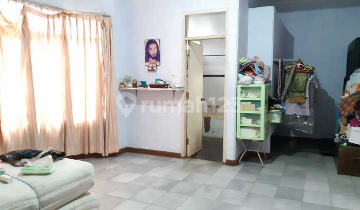 For Sale Cool House in Lipi Complex Ciumbuleuit Bandung 2