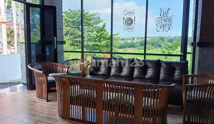 Jual Rumah Induk + Kost an Exclusive Khusus Putri Di Kawasan Pendidikan Bandung Timur.