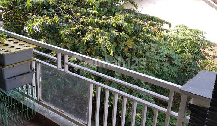 Dijual Rumah 2 Lantai Terawat Sayap TKI kopo Bandung
Dijual Rumah 2 Lantai Terawat Sayap TKI kopo Bandung