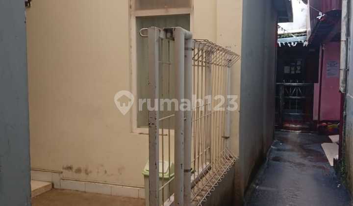 Dijual kostan 2 lantai 4 kamar Cisitu Dago BAndung Dijual kostan 2 lantai 4 kamar Cisitu Dago BAndung