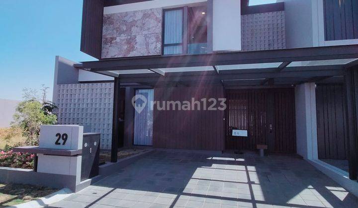 Jual Rumah Exclusive Cluster Hillary Summarecon Bandung 1