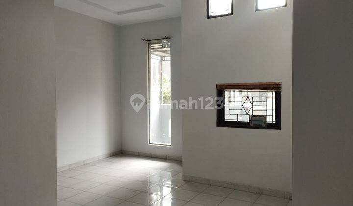 Bu Jual Rumah Siap Huni Terawat Pasar Rebo Jakarta Timur 2