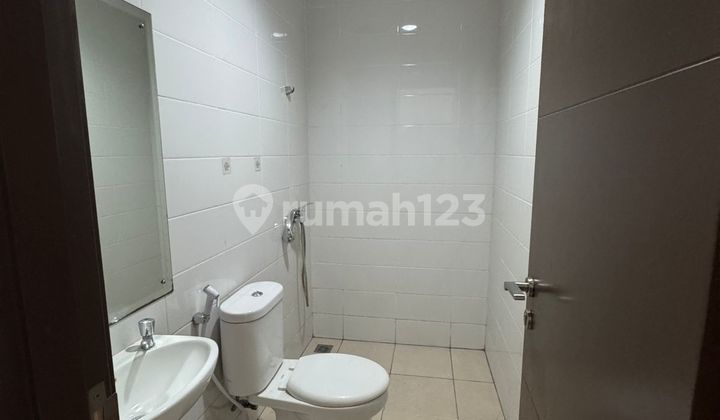 Beautiful Mozia House with Canopy, Price Under 80 Million Per Year