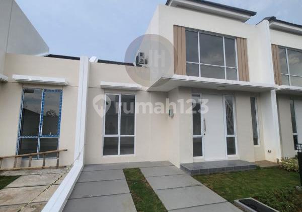 For Rent House Paramount Petals Curug Tangerang For Rent House Paramount Petals Curug Tangerang