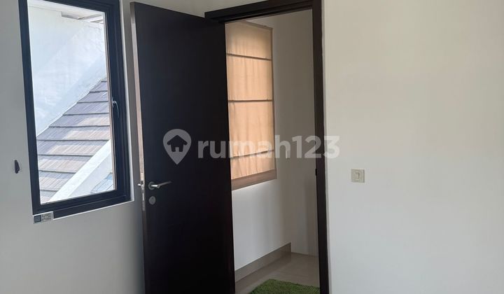 Beautiful Mozia House with Canopy, Price Under 80 Million Per Year