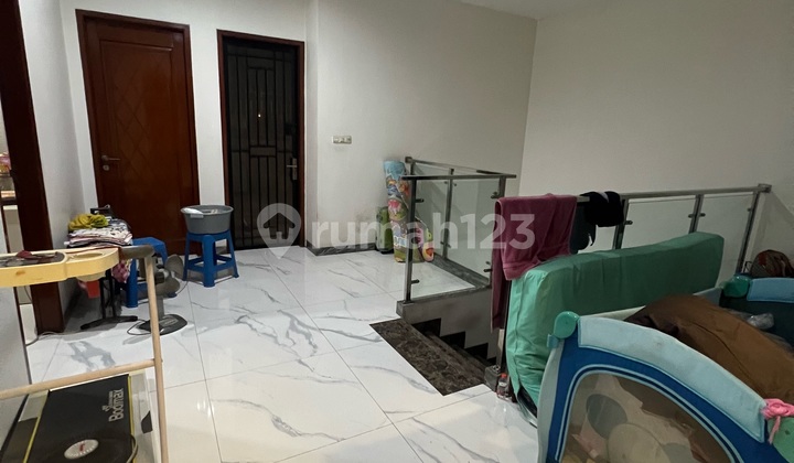 Rumah 3 Lantai Siap Huni Goflake Rumah 3 Lantai Siap Huni Goflake