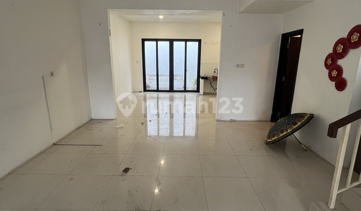 Rumah Citra 8 ,2 Lantai, Siap Pakai. Rumah Citra 8 ,2 Lantai, Siap Pakai.