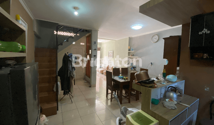 Rumah Dijual CEPAT NEGO Bisa Sewa di Komplek Vijaya Kusuma Cibiru, 4 Kamar Tidur, City View Masjid Al Jabbar dan Stadion GBLA 2