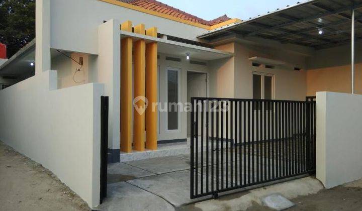 Di jual cepat rumah baru murah jati cempaka bekasi pondok gede Jawa Barat 2