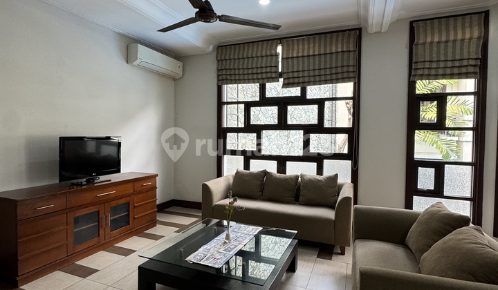 For Rent Flat Unit Menteng Monthly Payment 3Br Hommy And Cozy, Duplex Unit With Swimming Pool