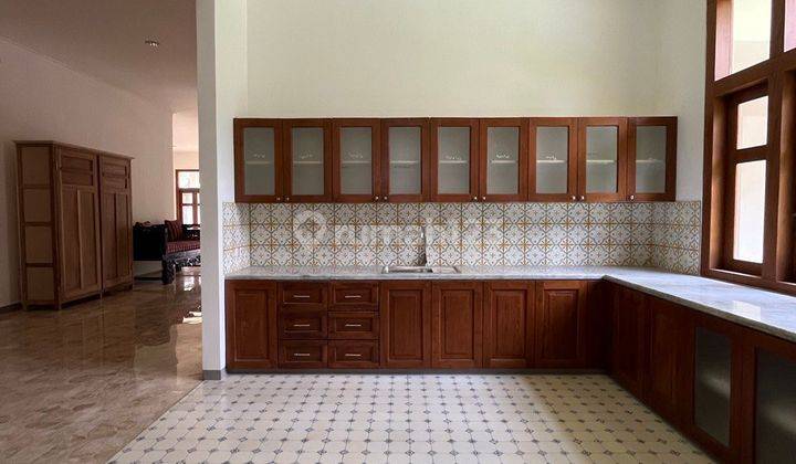 Rumah Luas 1000 An Akses Kemang 7