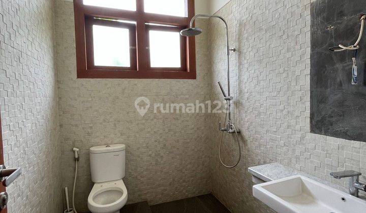 Rumah Luas 1000 An Akses Kemang 9