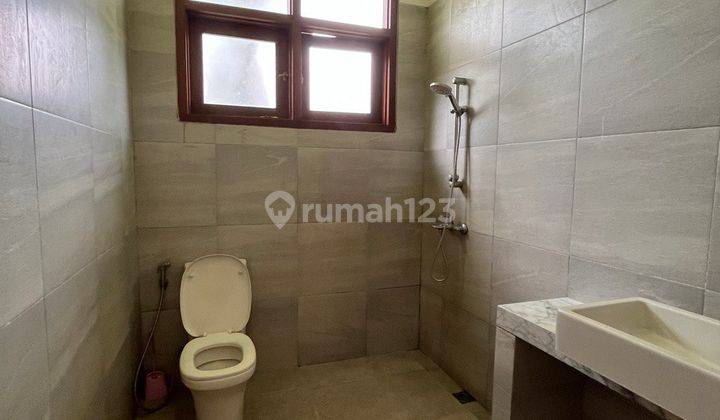 Rumah Luas 1000 An Akses Kemang 24