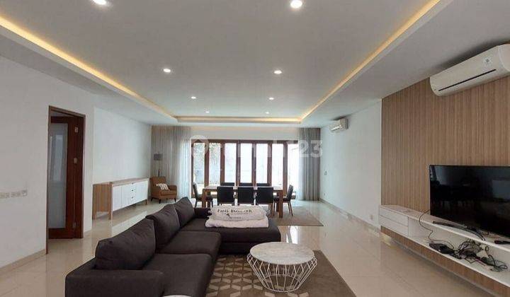 Disewakan Rumah Menteng Furnished Sudah Renov Tinggal Masuk Lokasi Strategis Minimalis 1