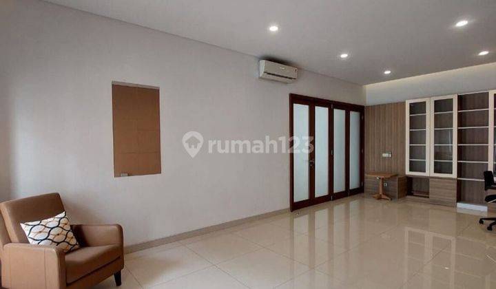 Disewakan Rumah Menteng Furnished Sudah Renov Tinggal Masuk Lokasi Strategis Minimalis 2