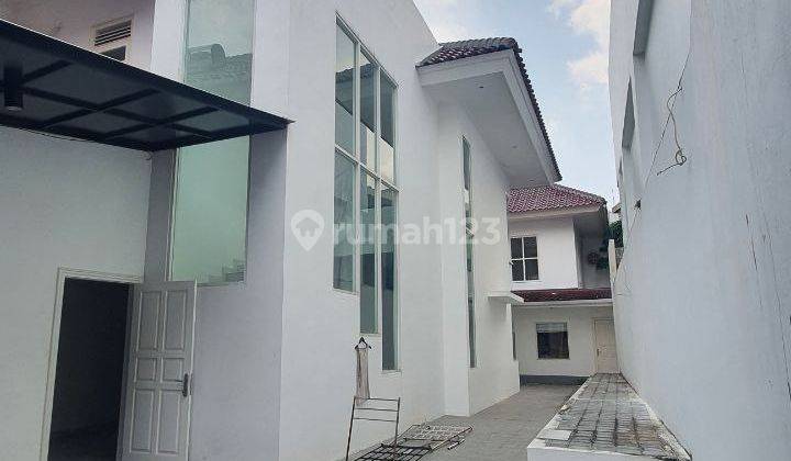 Rumah Bagus Menteng Dekat Dengan Jl Imam Bonjo,jl Hos Cokroaminotprime Area Jl. Cianjur Menteng Jakarta Pusat  1