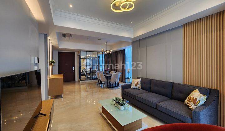 Sewa Casa Grande Private Lift 3BR Luxury Unit Luas 145 Sqm Furnished Mewah Elegant 1